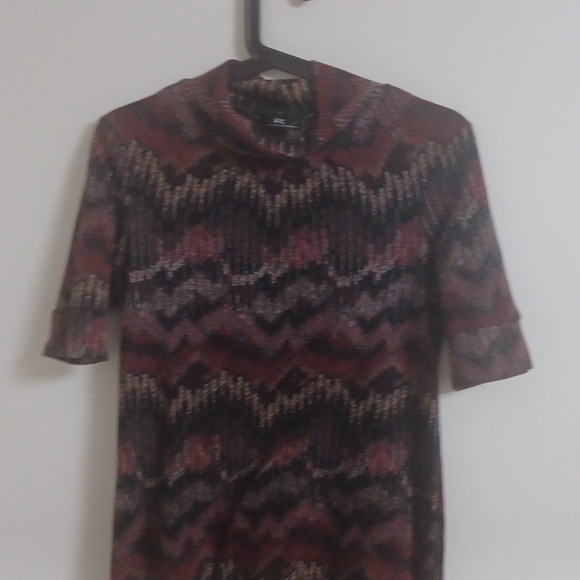 Cute 90's turtle neck mini dress - Picture 3 of 7